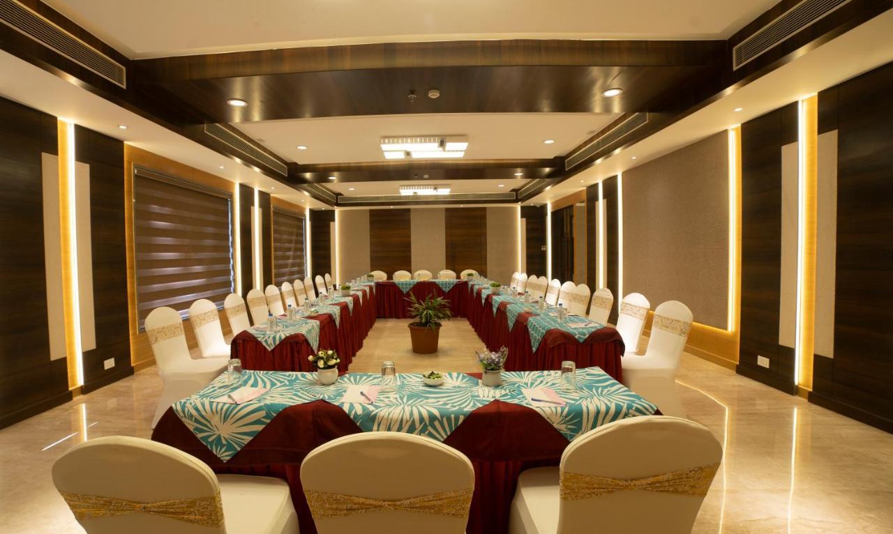 Hotel Rajhans Abhinandan Бхопал Екстер'єр фото