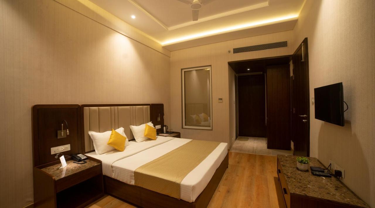 Hotel Rajhans Abhinandan Бхопал Екстер'єр фото