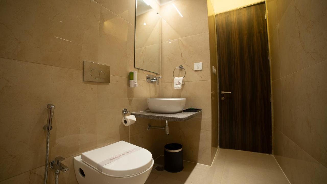 Hotel Rajhans Abhinandan Бхопал Екстер'єр фото